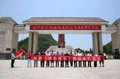 电影《铁血师长》剧组到湖南广西一带采风勘景