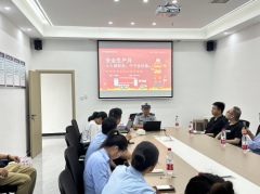赤岗路社区：开展“安全生产月——人人讲安全，个个会应急”消防知识、燃气安全培训及应急演练