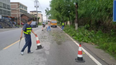 以“迅”制“汛” 公路建设养护中心织牢汛期“安全网”
