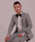 歌韵传情报亲恩 大爱无垠暖乡邻 —— 记 “编歌福星” 刘有福的孝亲与公益之路