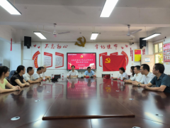 赓续红色血脉 凝聚奋进力量 ——衡阳市外国语学校党总支开展庆祝建党104周年暨表彰慰问活动