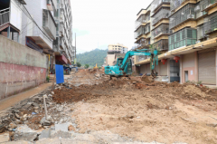 湖南省衡山县：打通城市脉络 让群众出行更顺畅