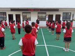 铭记历史 砥砺前行 黄竹小学举行“勿忘国耻 少年自强”主题国旗下讲话