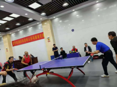 活力银龄，“乒”出精彩 ——常宁市交通运输局老年乒乓球队赛场展风采