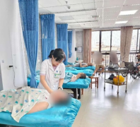 衡中医｜“针”暖！蒋医生的别样中秋