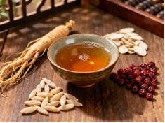 衡中医科普馆｜别乱喝“神水”！中医教你盛夏解暑又止汗